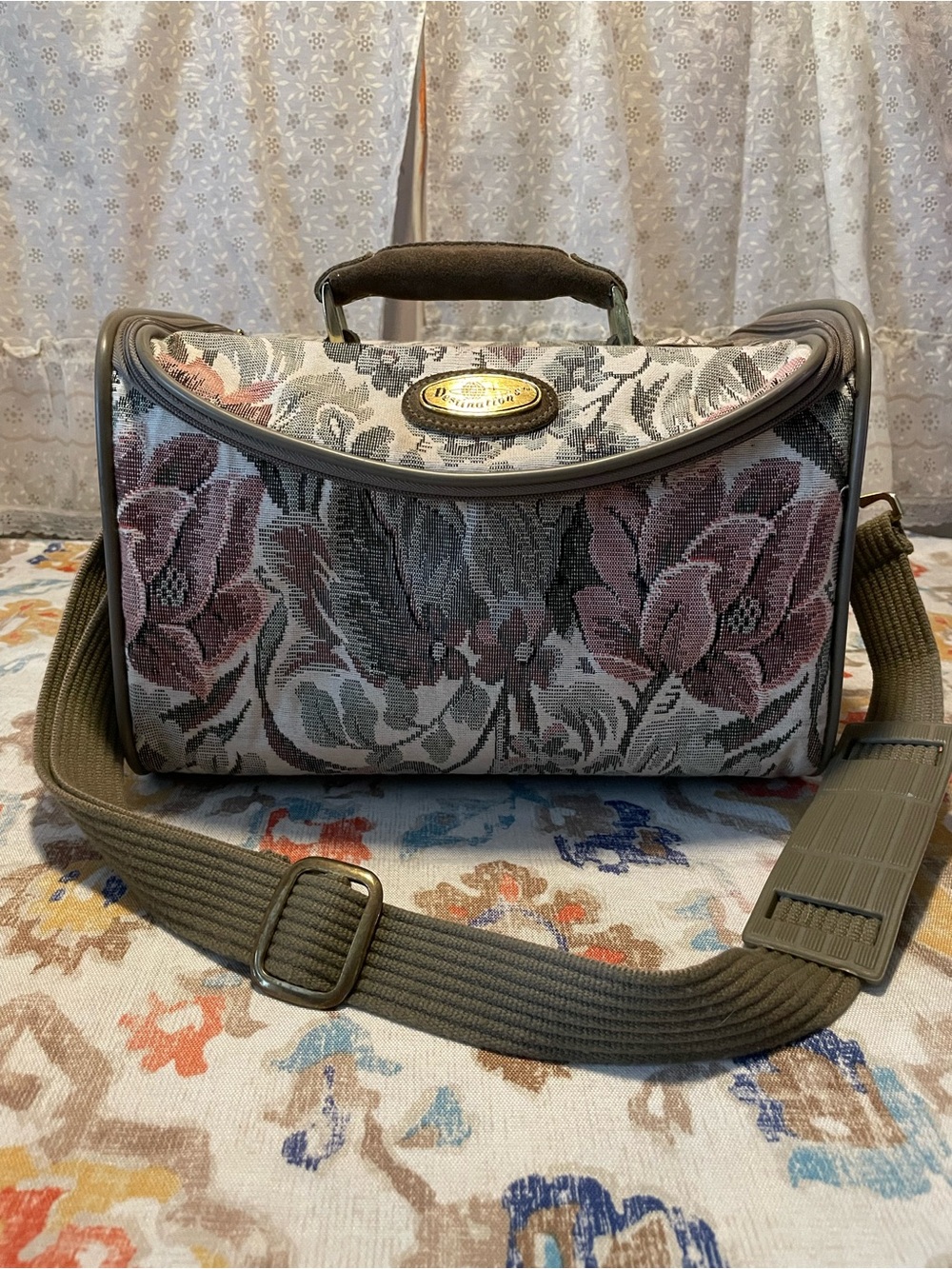 Floral Tapestry Toiletry Bag with Shoulder Strap - Brown/Pink
